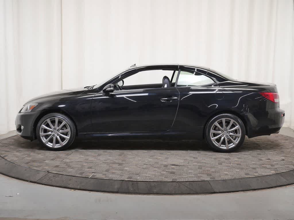 Thumbnail: 2013 Lexus IS - 2