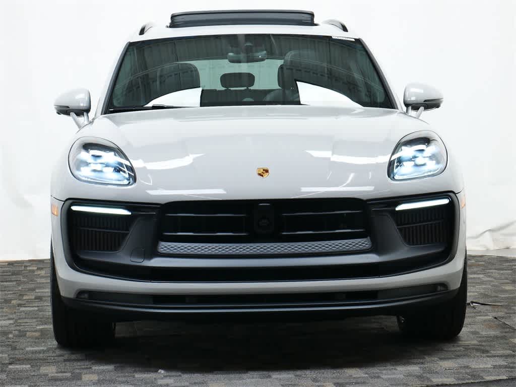 Thumbnail: 2025 Porsche Macan - 10