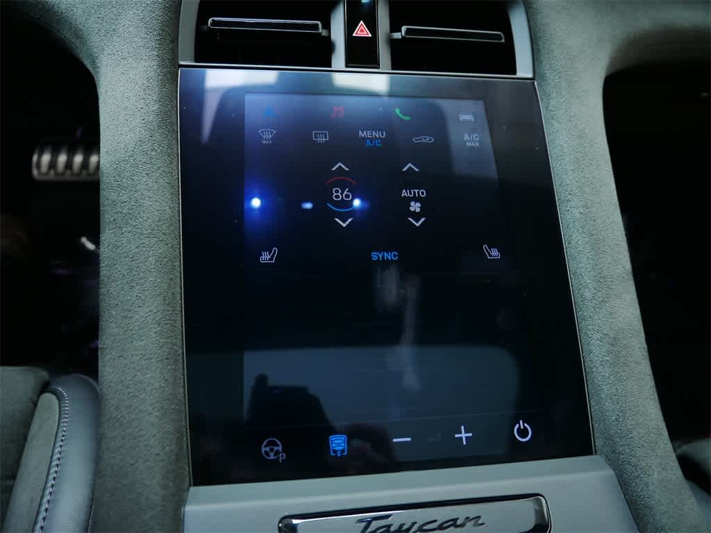 Thumbnail: 2023 Porsche Taycan - 25