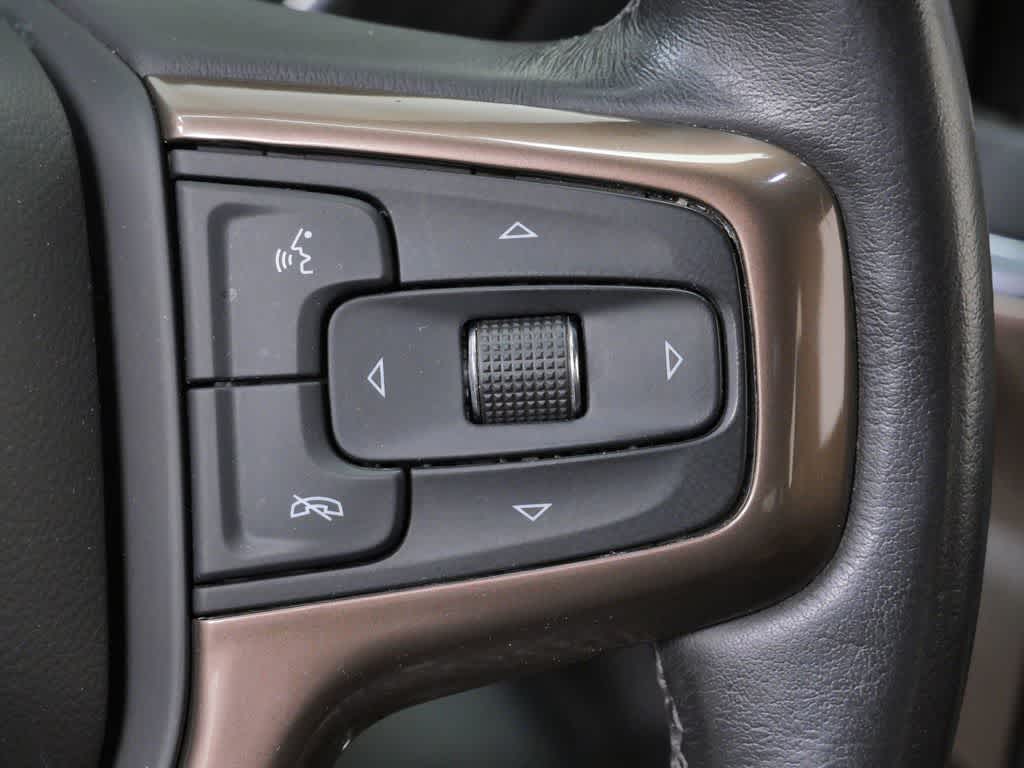 Thumbnail: 2020 Chevrolet Silverado 3500 - 21