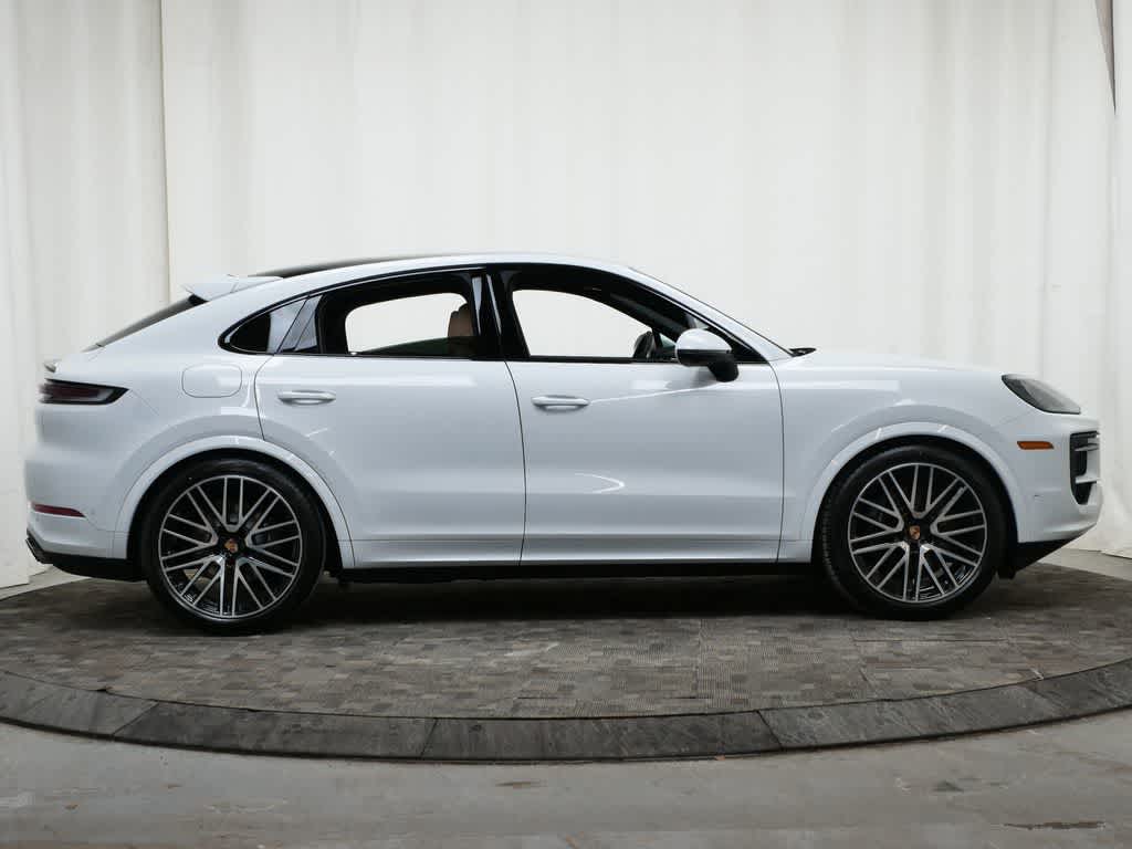 Thumbnail: 2026 Porsche Cayenne - 9