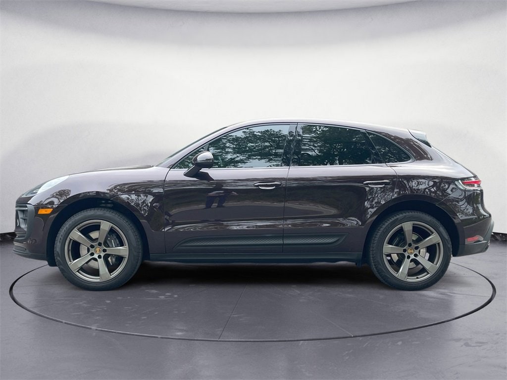 Certified 2024 Porsche Macan T with VIN WP1AA2A57RLB14997 for sale in Shelby Township, MI