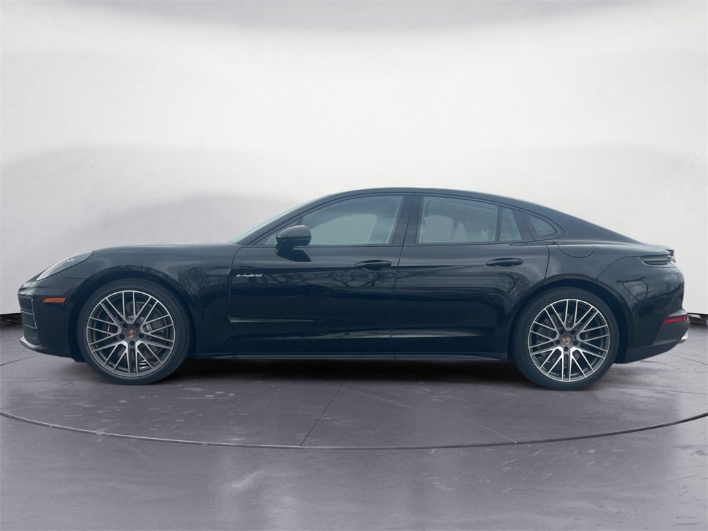 2025 Porsche Panamera 4 E-Hybrid photo 2