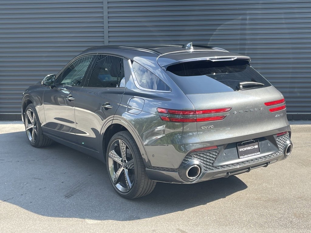 2024 Genesis GV70 3.5T Sport photo 3
