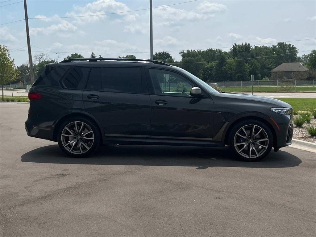 Used 2021 BMW X7 M50i with VIN 5UXCX6C06M9H39352 for sale in Shelby Township, MI