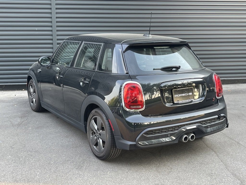 Used 2023 MINI Hardtop 4 Door Cooper S Classic Cooper S Classic FWD *Ltd Avail*