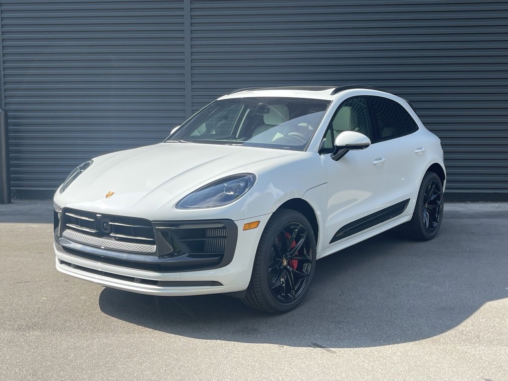 2025 Porsche Macan GTS