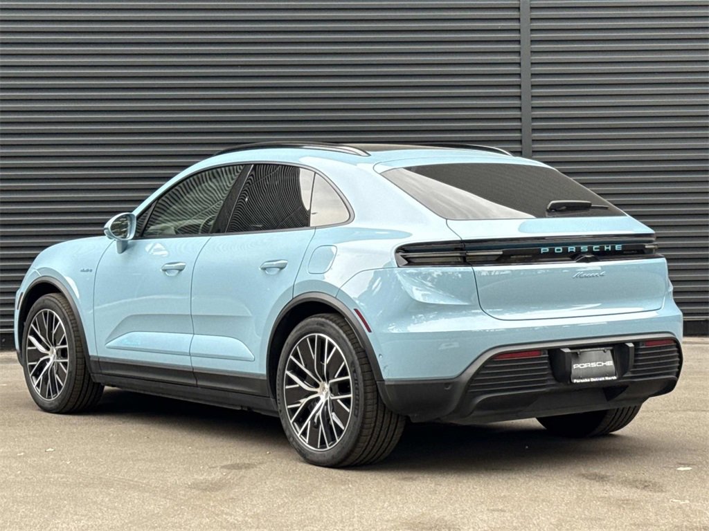2024 Porsche Macan Electric 4 photo 3