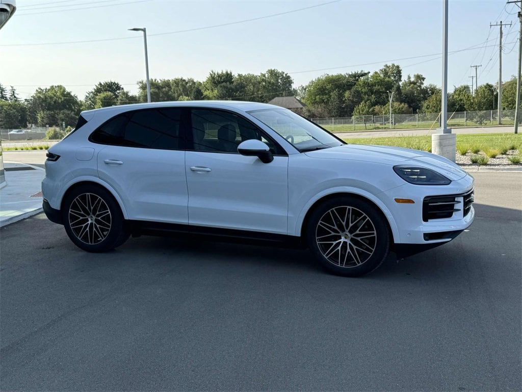 Certified 2024 Porsche Cayenne Base with VIN WP1AA2AY3RDA07594 for sale in Shelby Township, MI