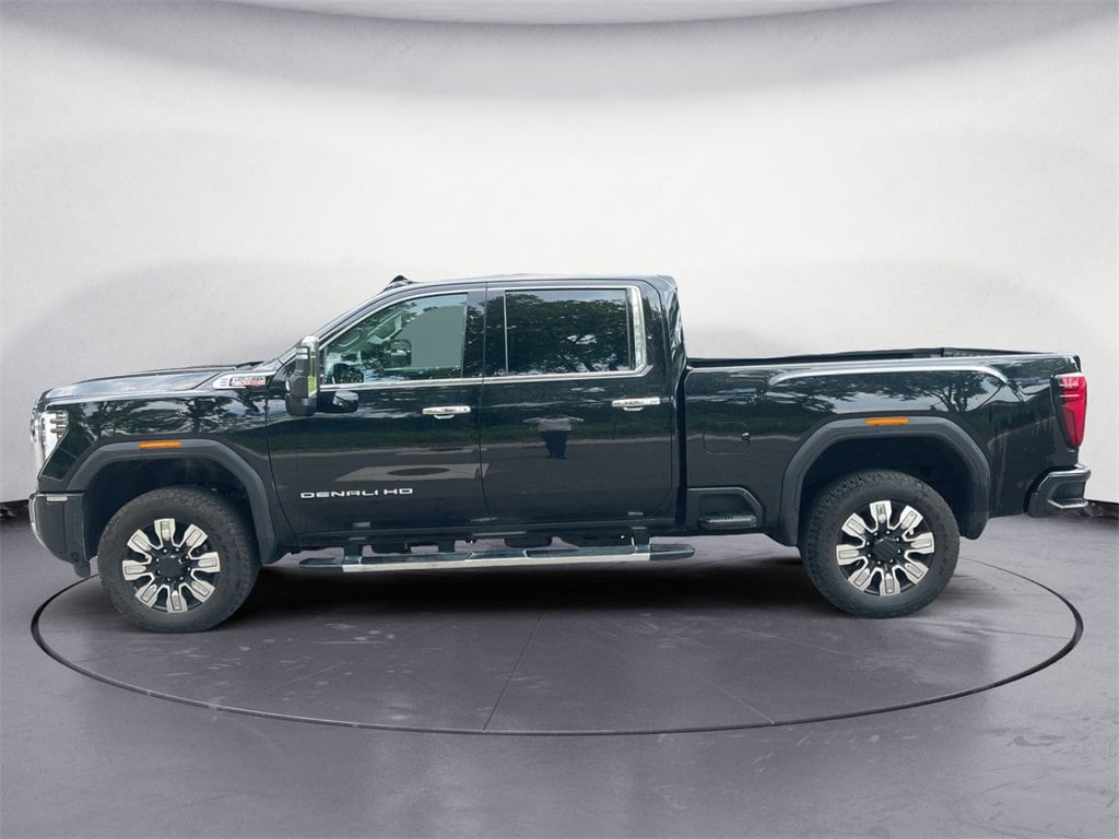 Used 2025 GMC Sierra 2500HD Denali with VIN 1GT4UREY8SF147367 for sale in Shelby Township, MI