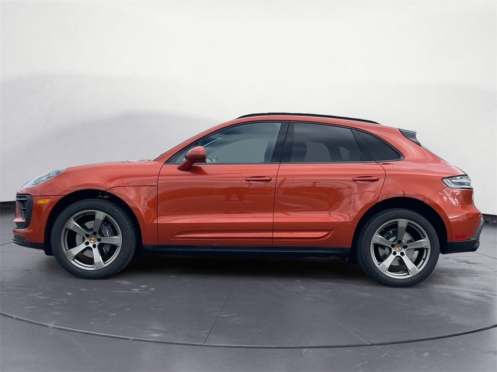 Certified 2022 Porsche Macan Base with VIN WP1AA2A59NLB03655 for sale in Shelby Township, MI