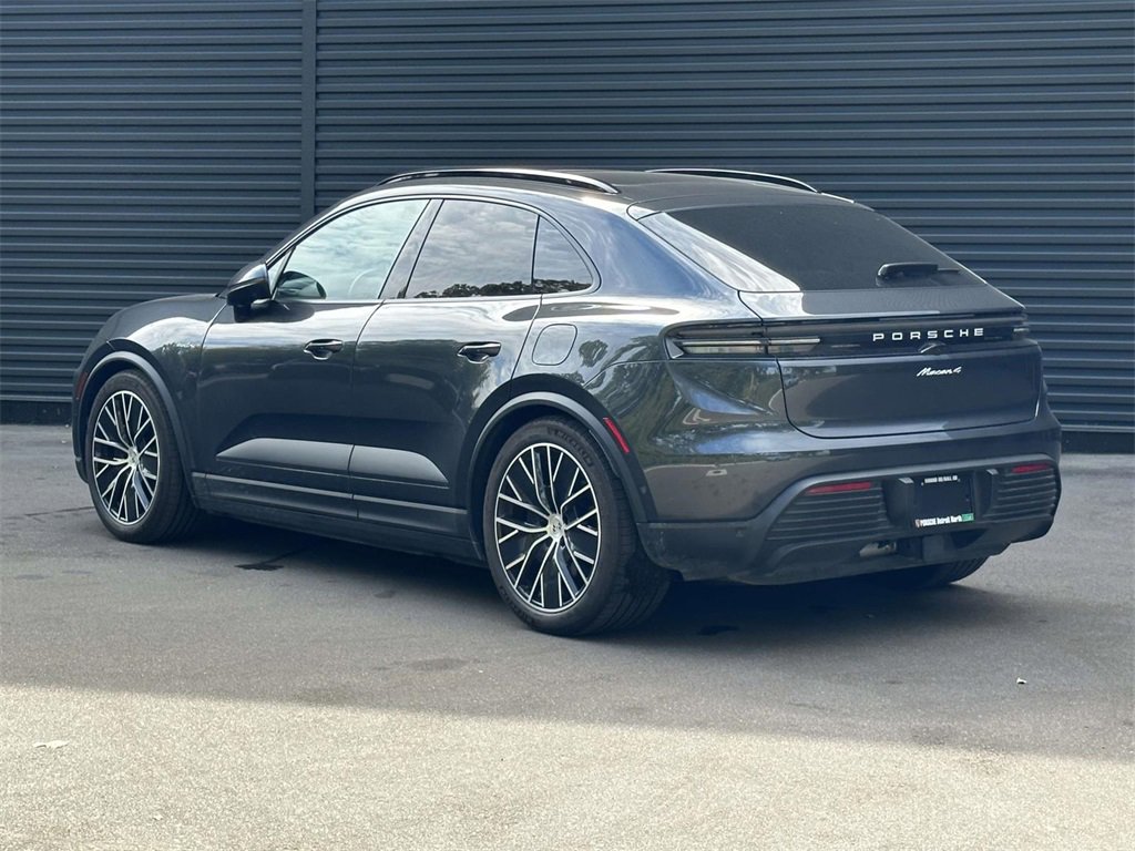 2024 Porsche Macan Electric 4 photo 3