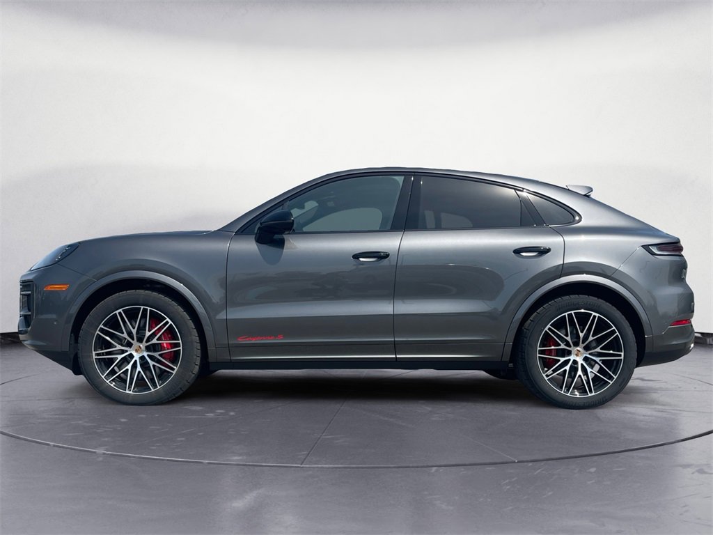 2025 Porsche Cayenne Coupe S photo 2