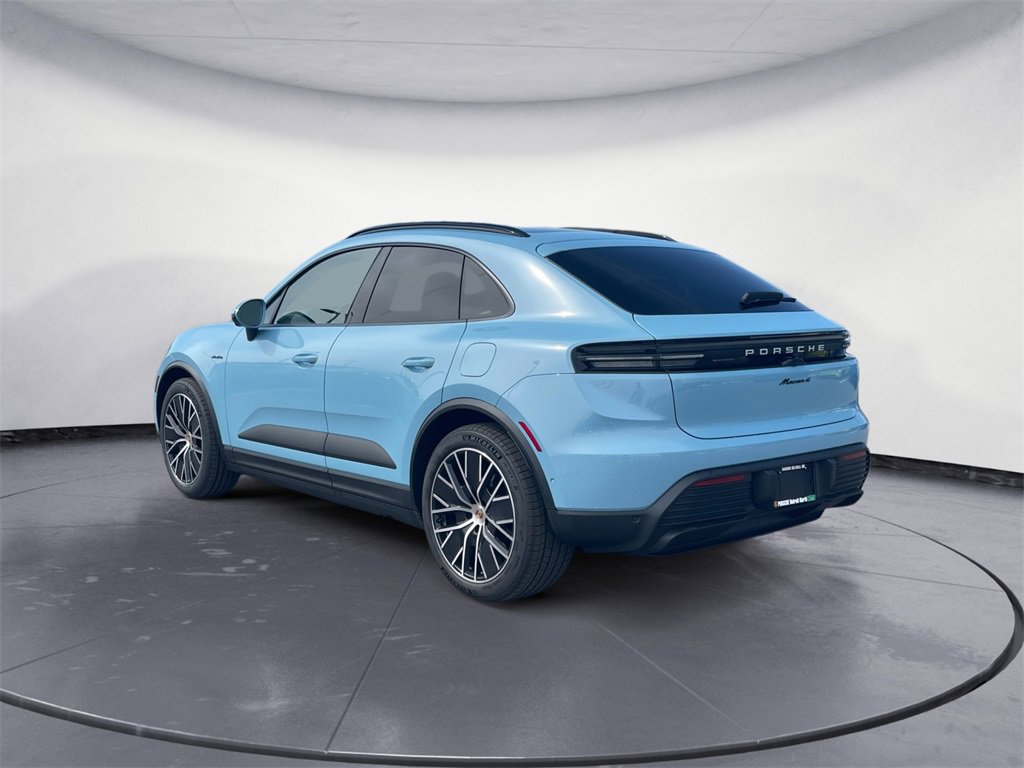 2025 Porsche Macan Electric 4 photo 3