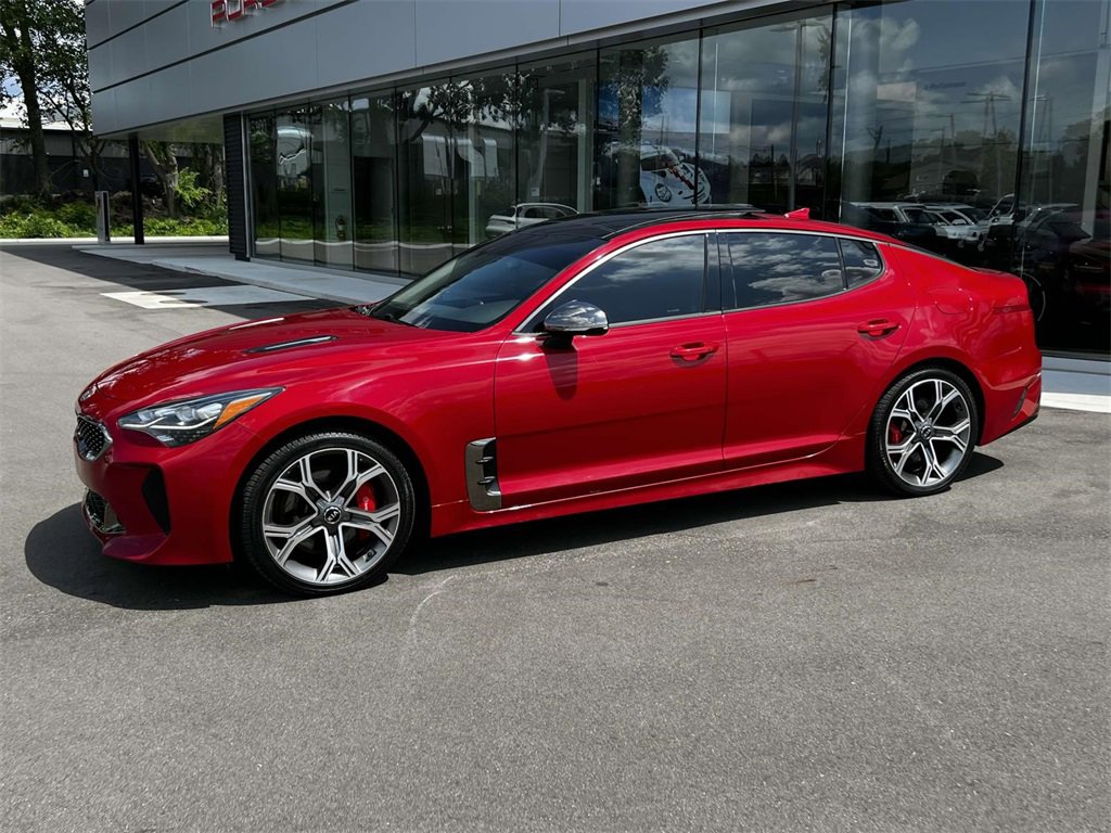 Used 2019 Kia Stinger GTS with VIN KNAE35LC8K6066826 for sale in Shelby Township, MI