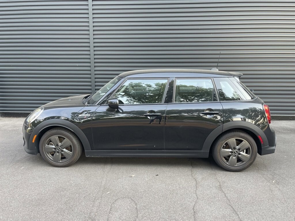 Used 2023 MINI Hardtop 4 Door Cooper S Classic Cooper S Classic FWD *Ltd Avail*