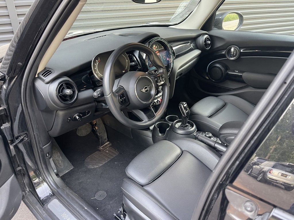 Used 2023 MINI Hardtop 4 Door Cooper S Classic Cooper S Classic FWD *Ltd Avail*