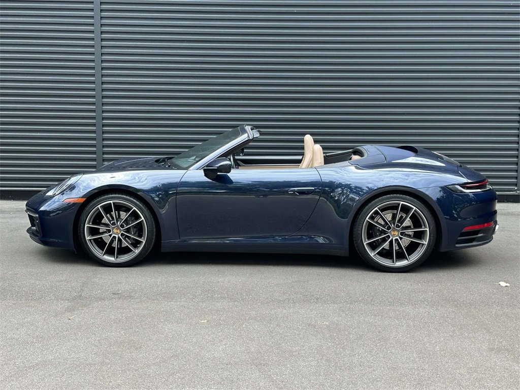 2021 Porsche 911 Cabriolet photo 2