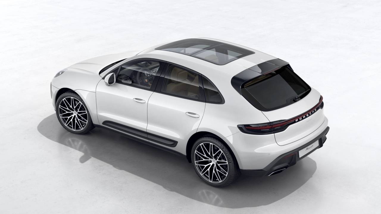 2026 Porsche Macan T photo 4