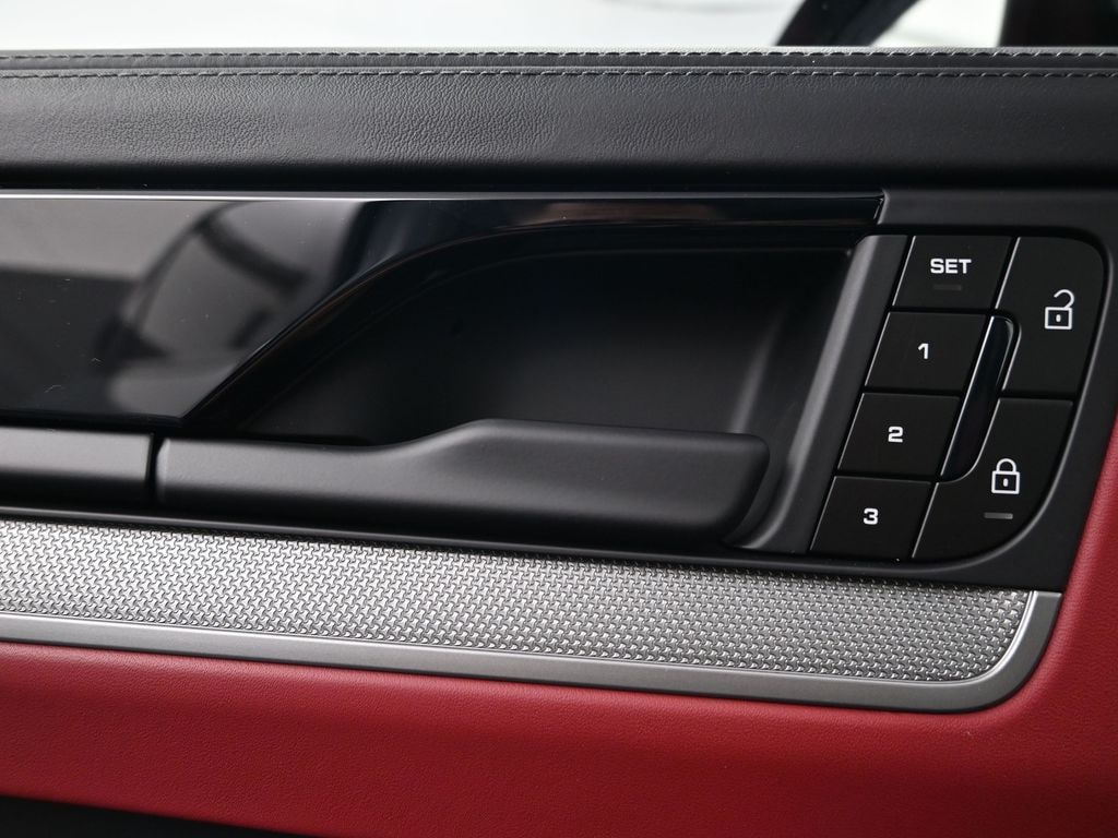 2026 Porsche Cayenne Coup Base - Photo 18