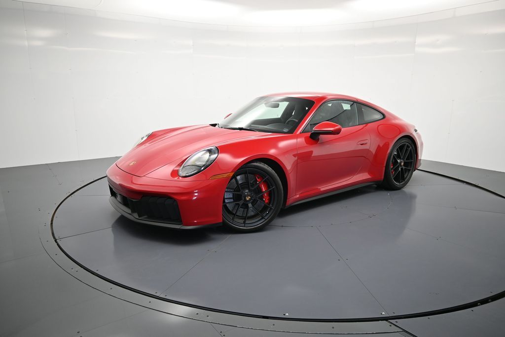 2026 Porsche 911 Carrera 4 GTS