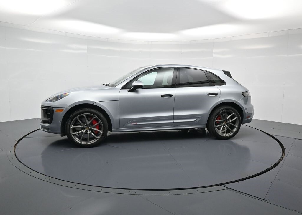 2023 Porsche Macan GTS photo 2