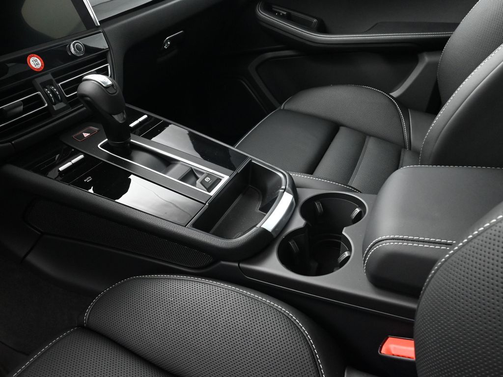 2026 Porsche Macan S - Photo 22