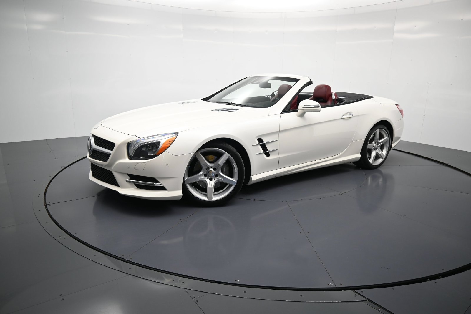 2016 Mercedes-Benz SL-Class
