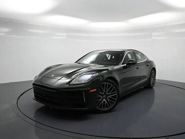 2025 Porsche Panamera 4 Hatchback