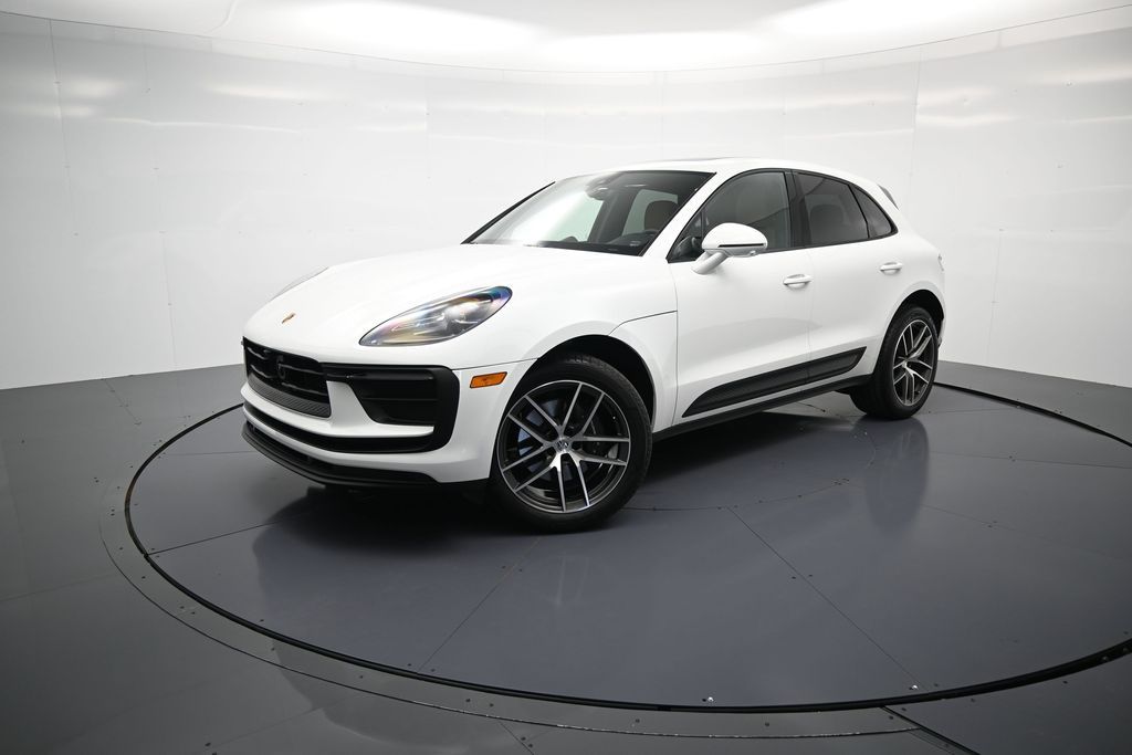 2026 Porsche Macan