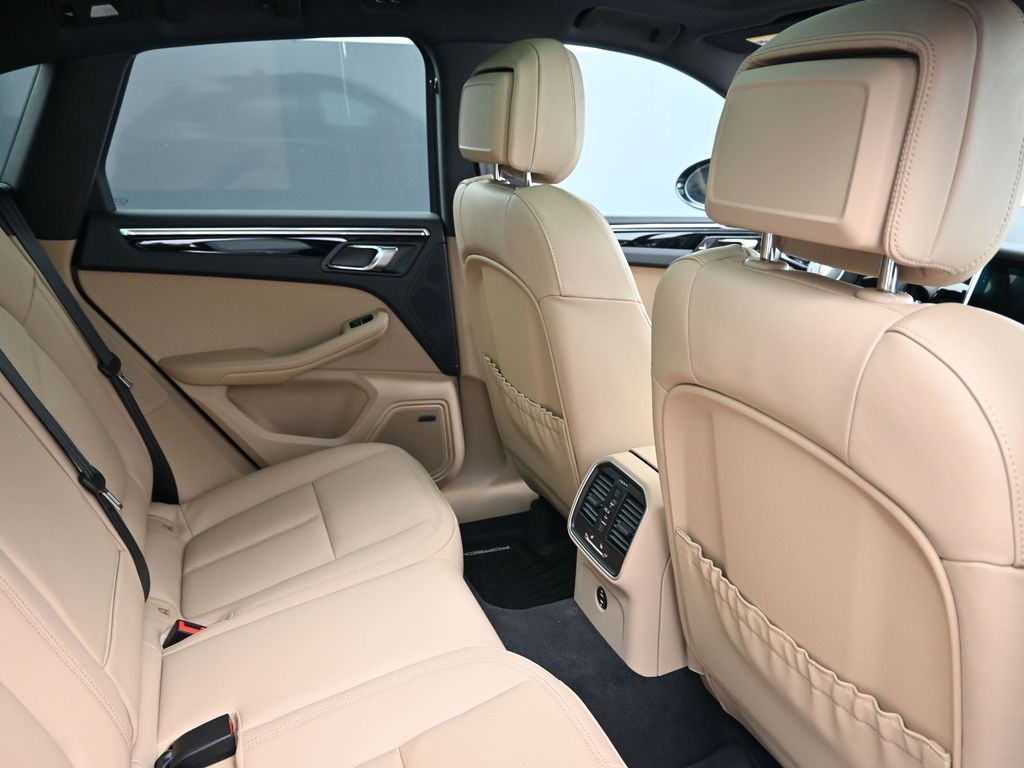 2026 Porsche Macan Base - Photo 7