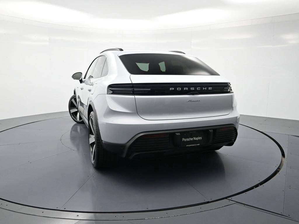 2026 Porsche Macan Base - Photo 6