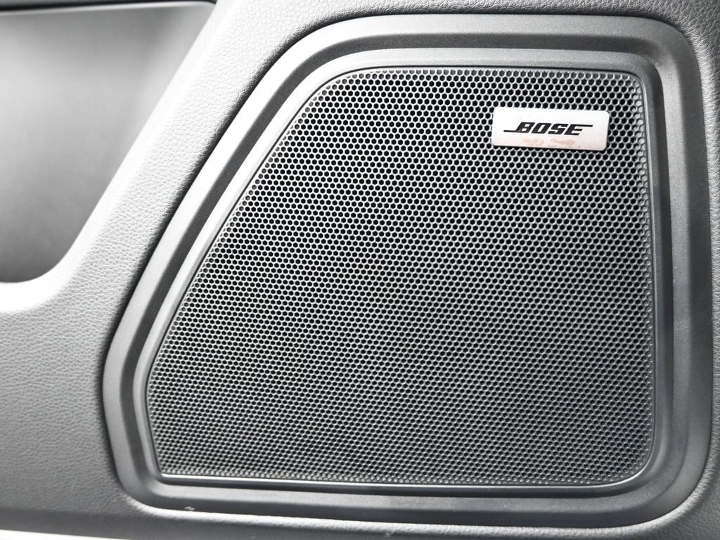 2026 Porsche Macan Base - Photo 17