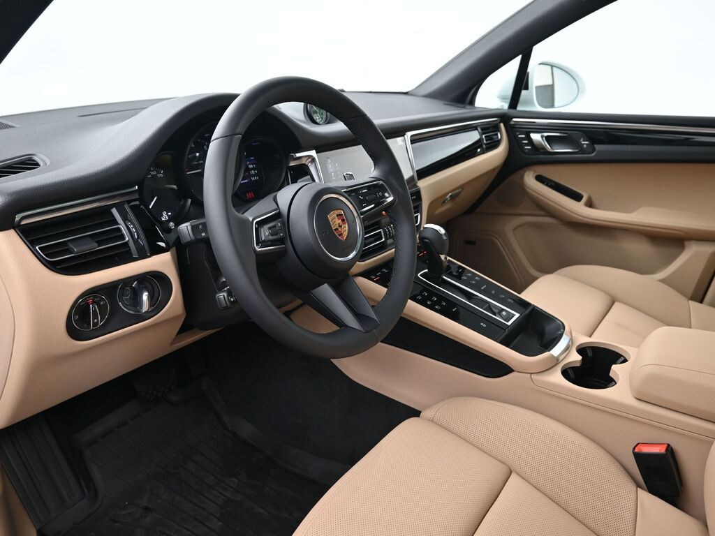 Used 2026 Porsche Macan SUV