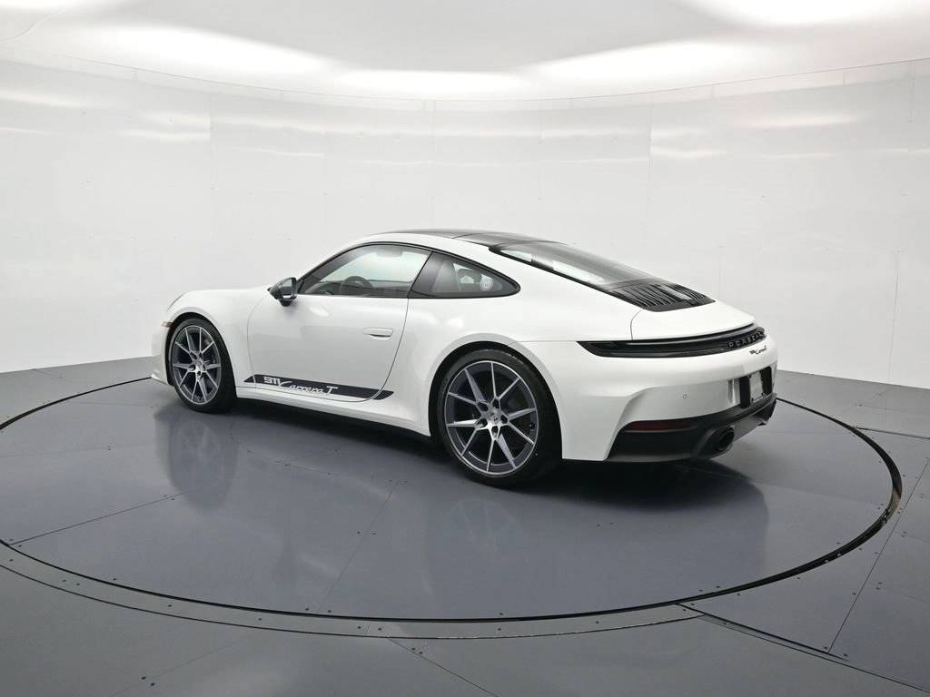 2025 Porsche 911 T photo 3