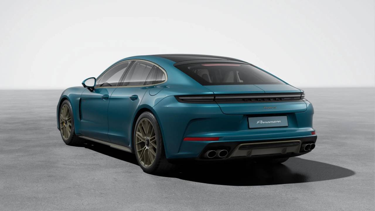 2026 Porsche Panamera Turbo S E-Hybrid photo 3