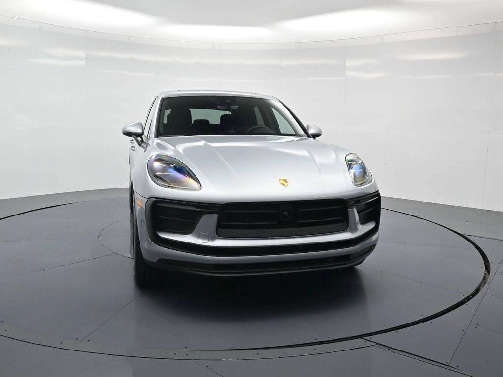 2025 Porsche Macan Base - Photo 29