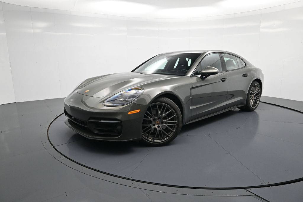 2023 Porsche Panamera Platinum Edition