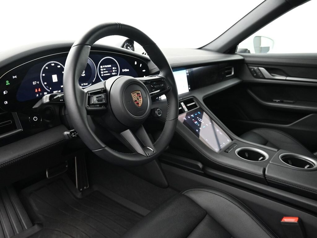 2025 Porsche Taycan 4S photo 4