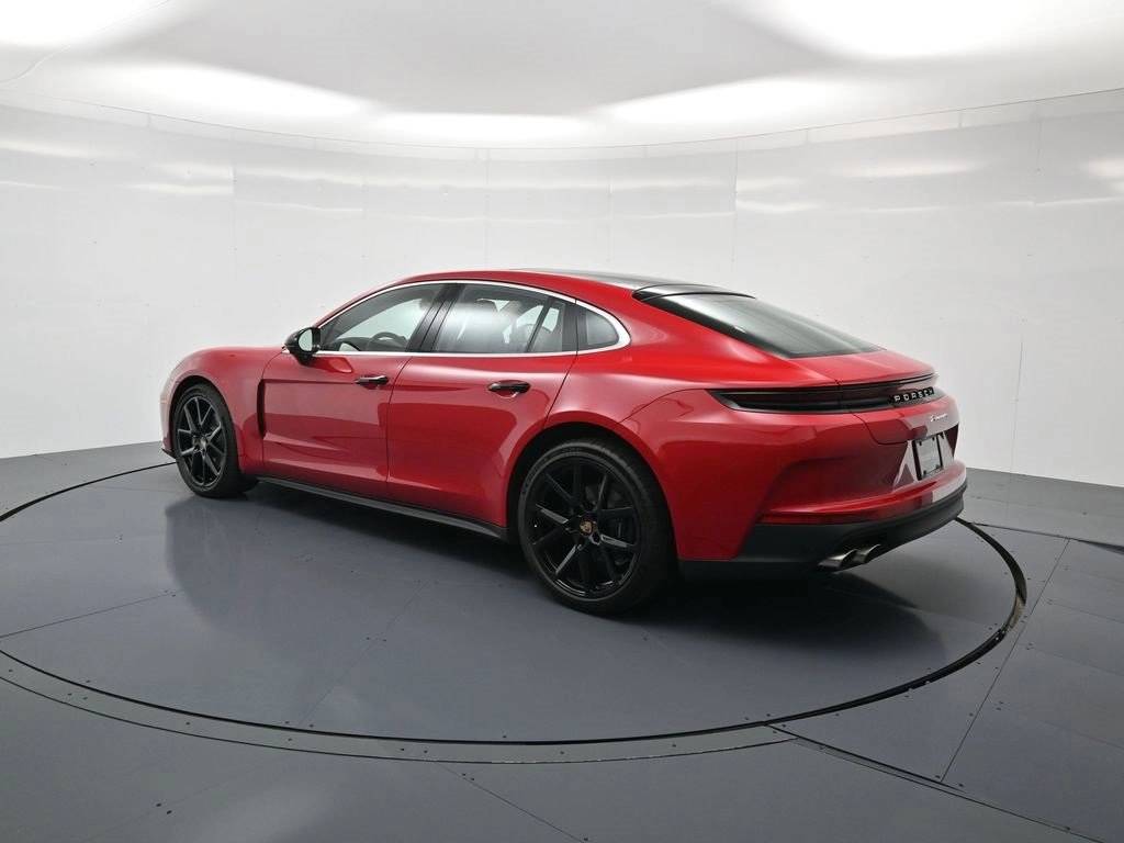 2025 Porsche Panamera 4 photo 3