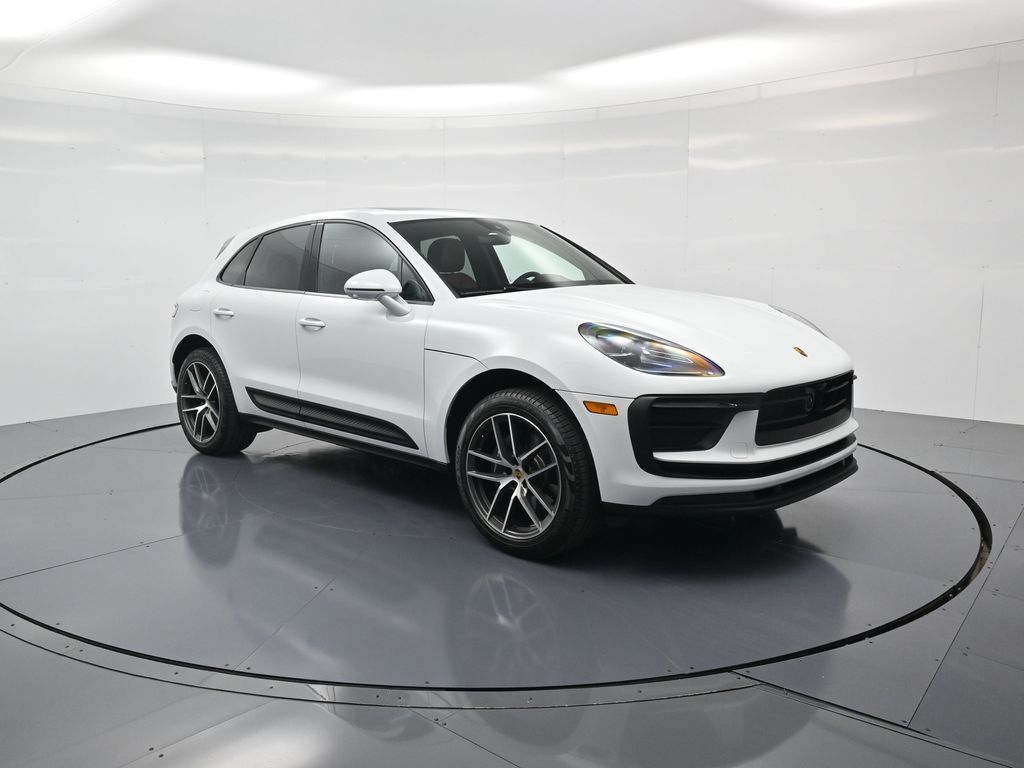 2026 Porsche Macan Base - Photo 31