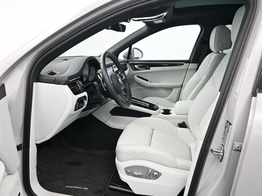 Certified 2026 Porsche Macan SUV