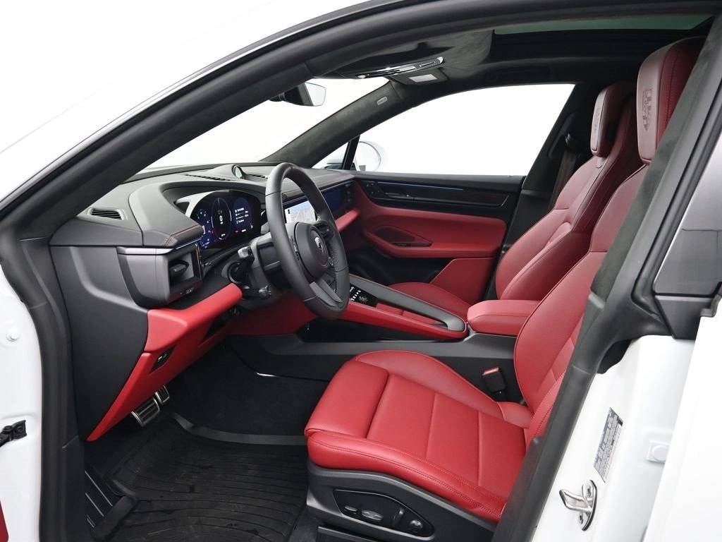 New 2025 Porsche Macan Electric Turbo SUV