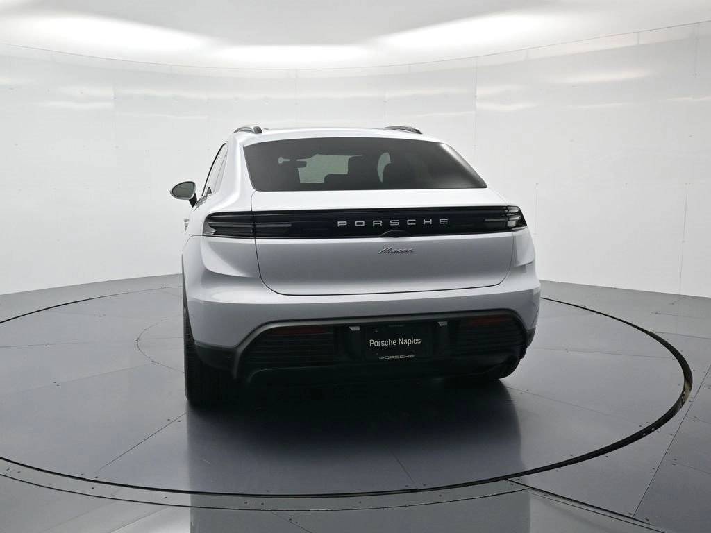 2026 Porsche Macan Base - Photo 7