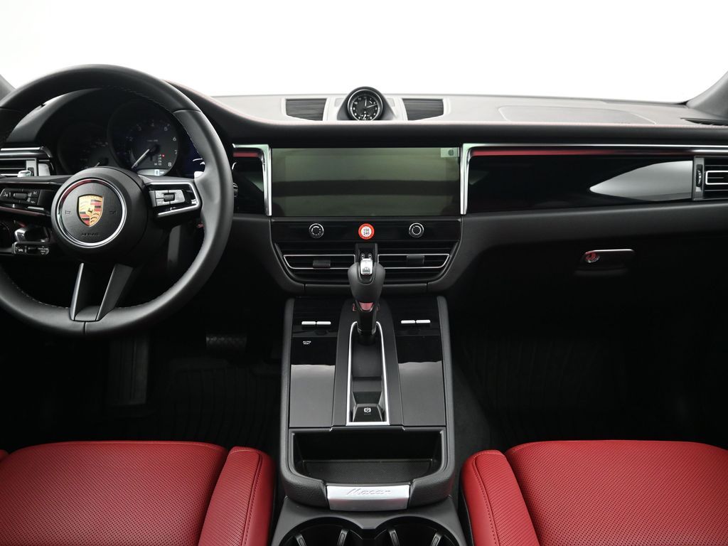 2026 Porsche Macan Base - Photo 9