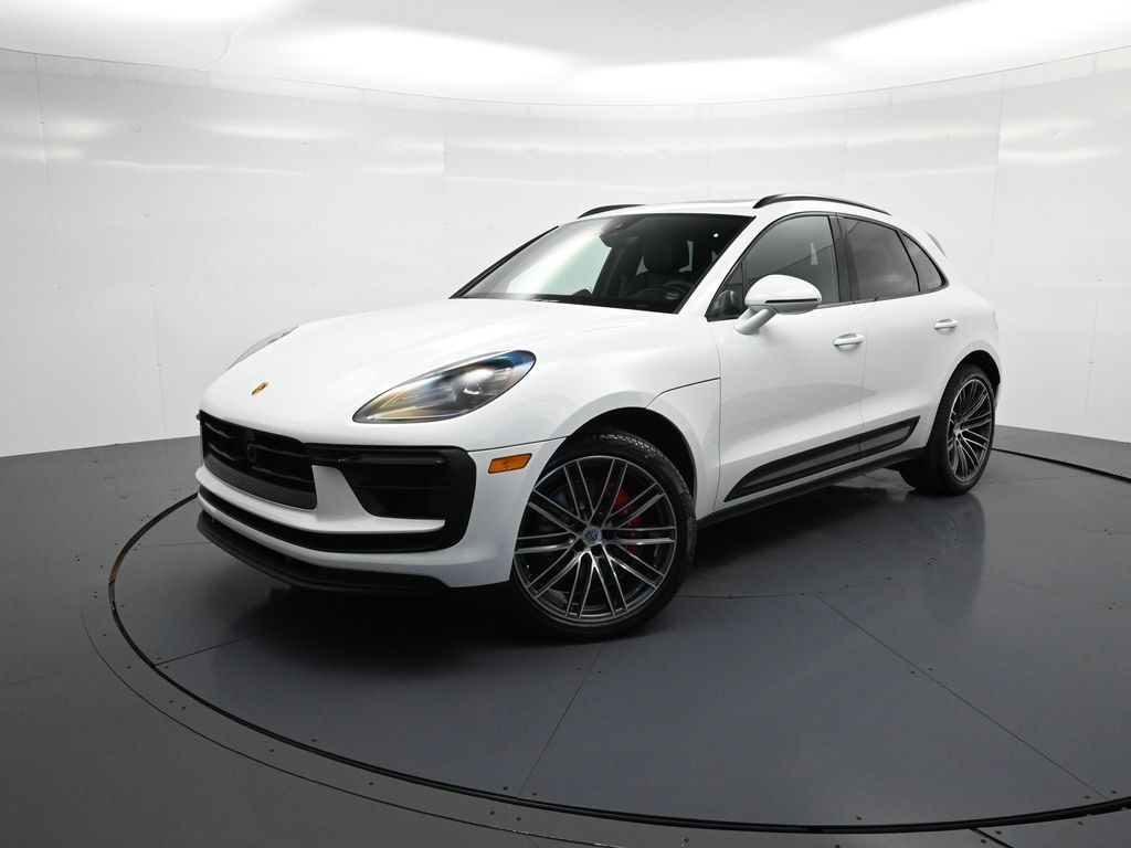 2026 Porsche Macan