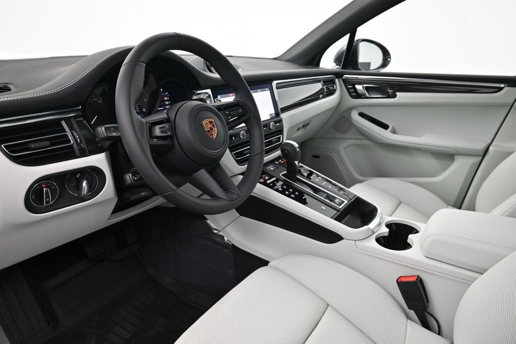 New 2026 Porsche Macan SUV