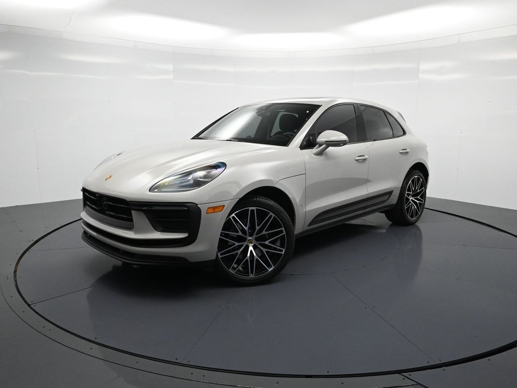 2023 Porsche Macan