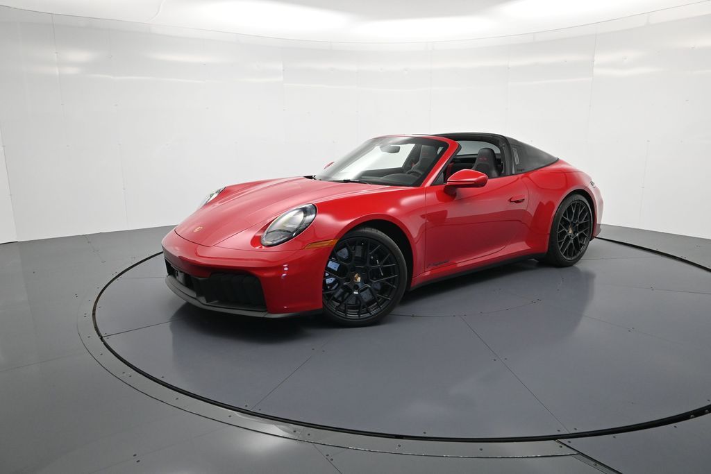 2025 Porsche 911 GTS