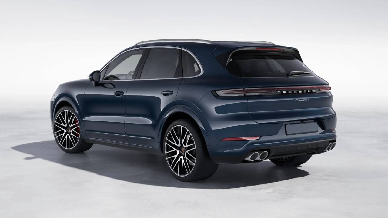 2026 Porsche Cayenne S photo 2